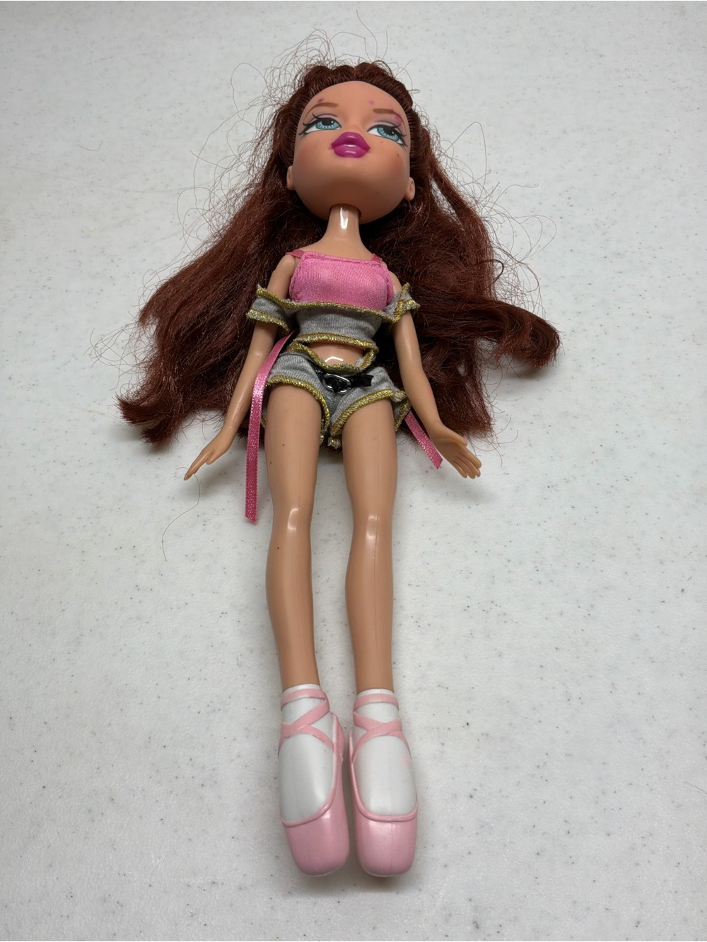 Vintage Bratz Yasmin Dance Crewz Doll With Outfit